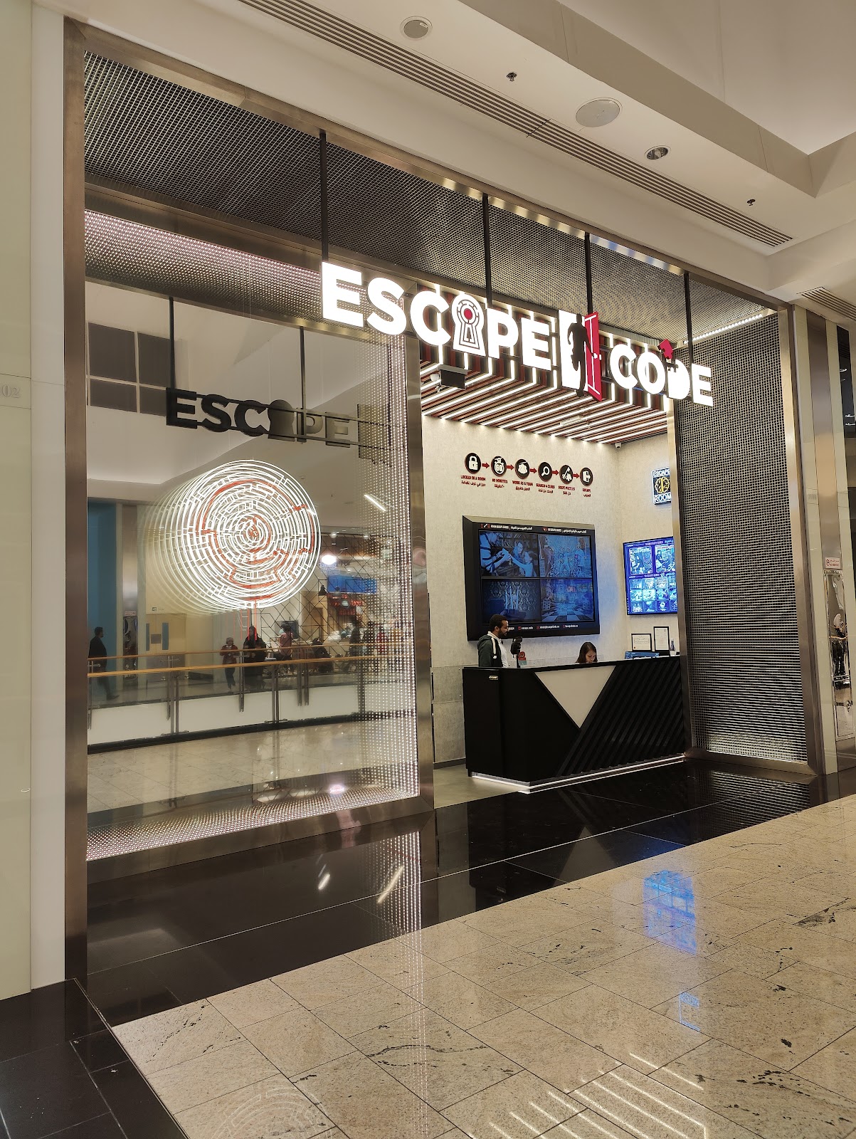 Escape Code - Photo 3