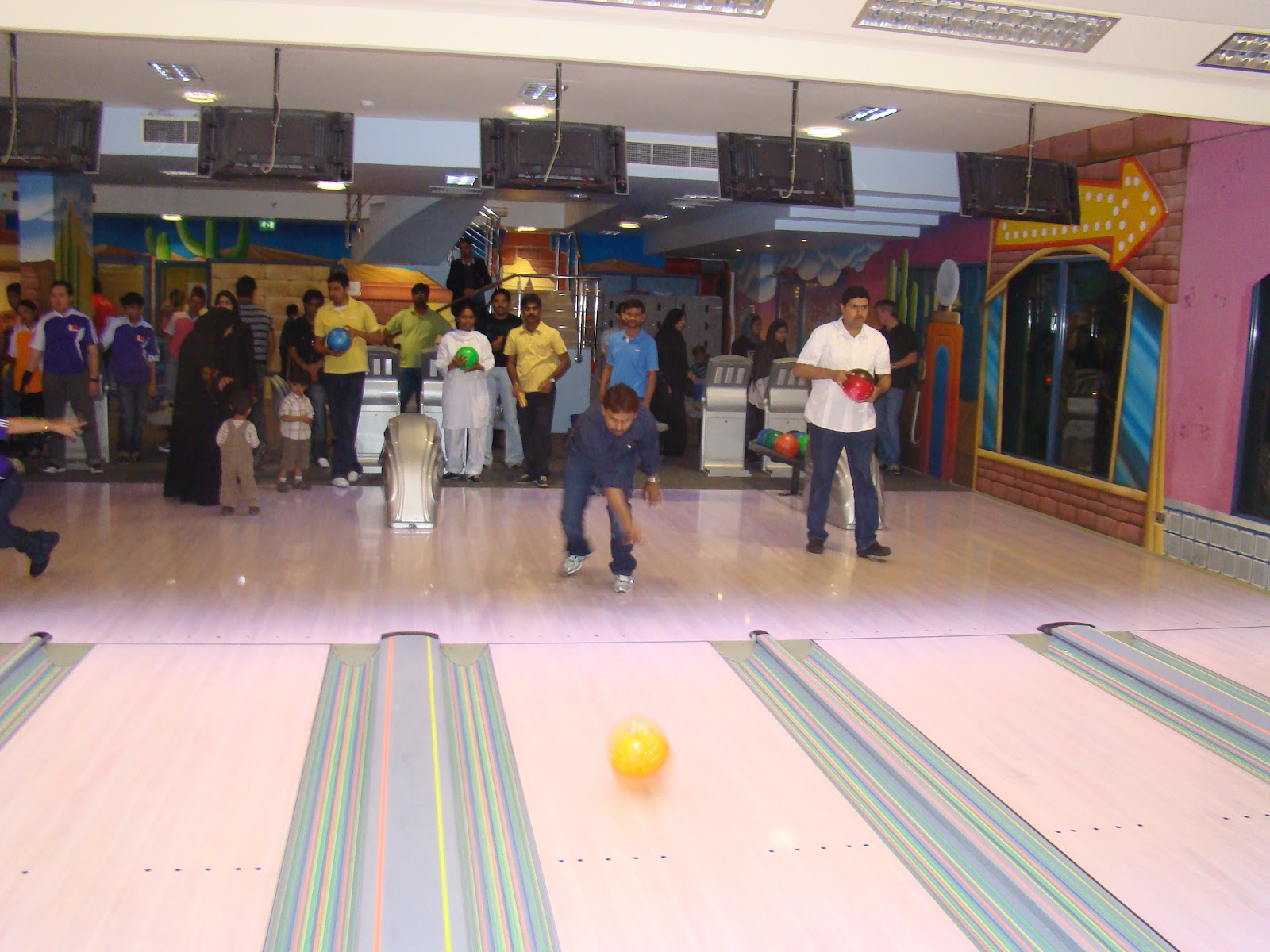 Adhari Park Bowling Alley venue view 5