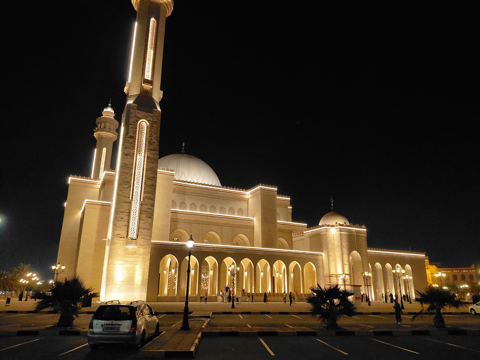 Al Fateh Grand Mosque - Photo 6