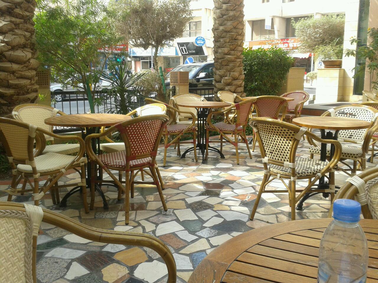 Al Bindaira Cafe Adliya