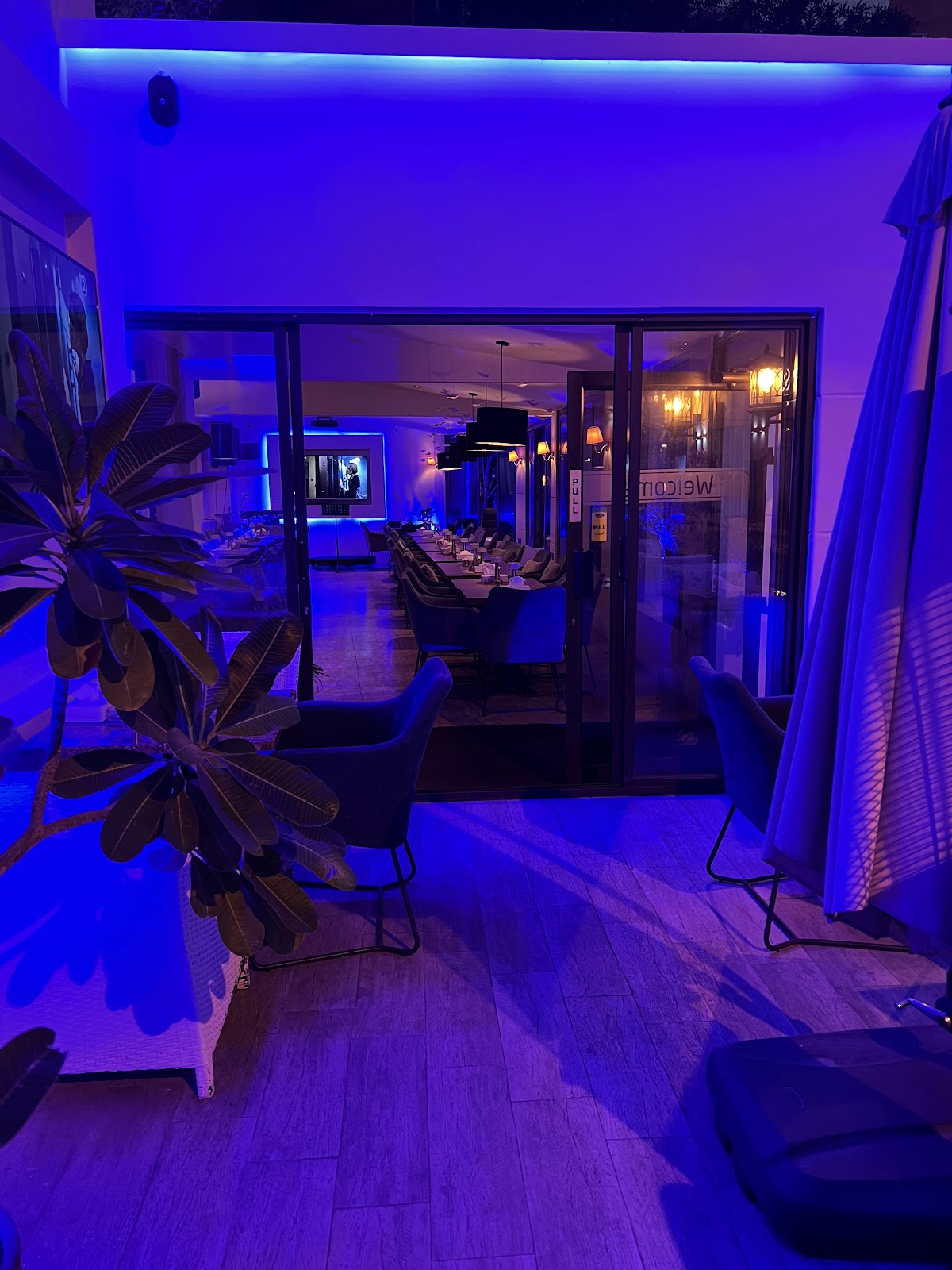 Maggies - Photo 3