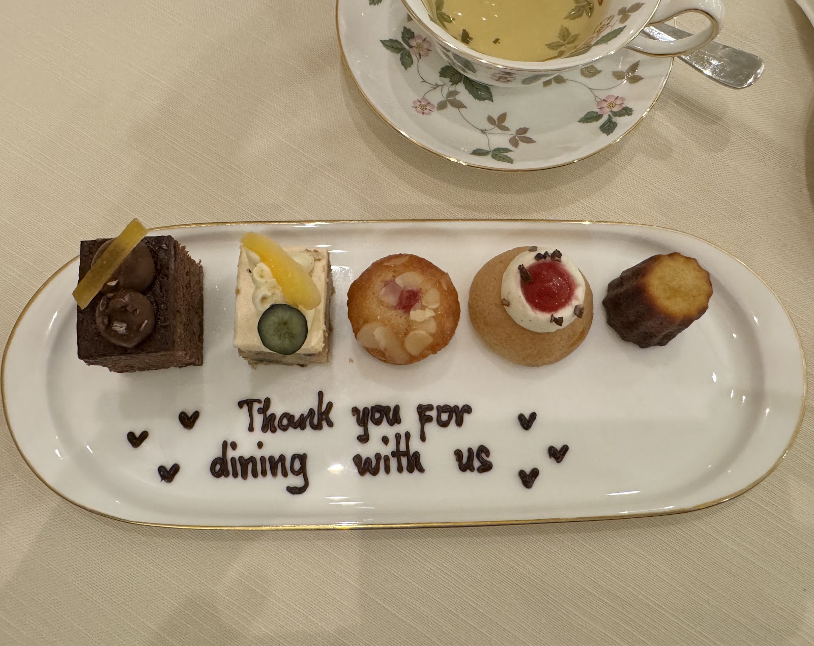 Ritz Gourmet Lounge - Photo 6